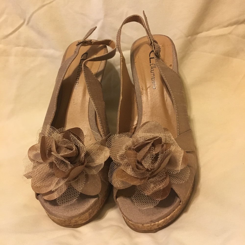 Taupe Sling Back Peep Toe Chinese Laundry Wedges